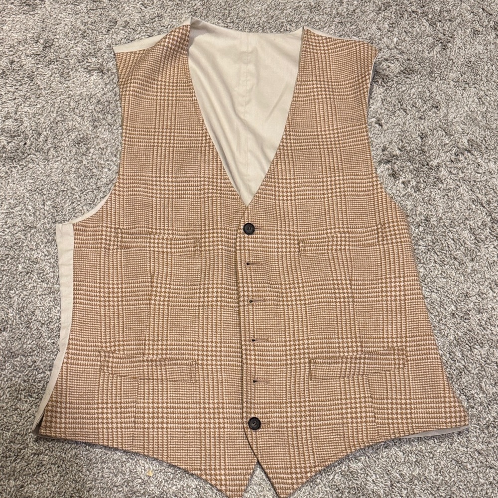 Suitsupply Wool Vest in Brown Check